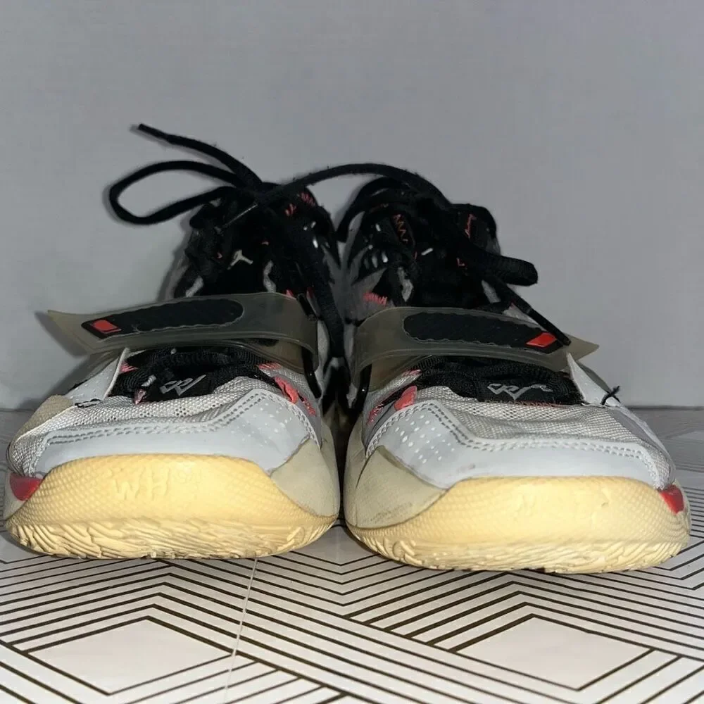 Jordan‎ Big Kids Size 6Y Why Not Zer0.3 Basketball Shoes Athletic Sneakers